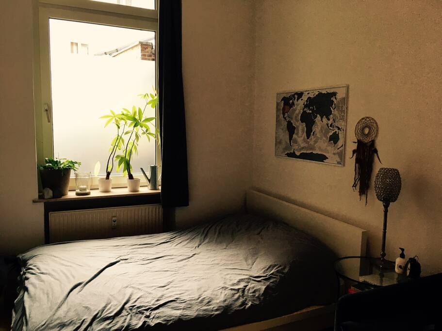 Living room, the bed