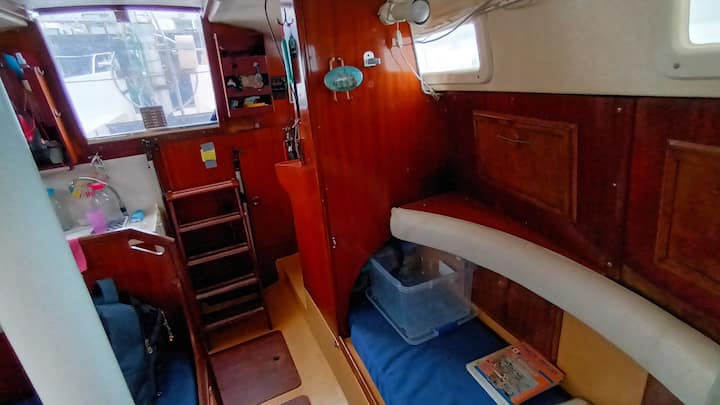 Cabines Voilier Pour 3 Personnes Au Ponton - Irun