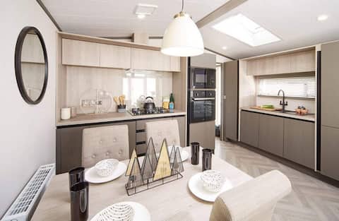 Successful Airbnb property: Lowena Lodge - Padstow in Padstow