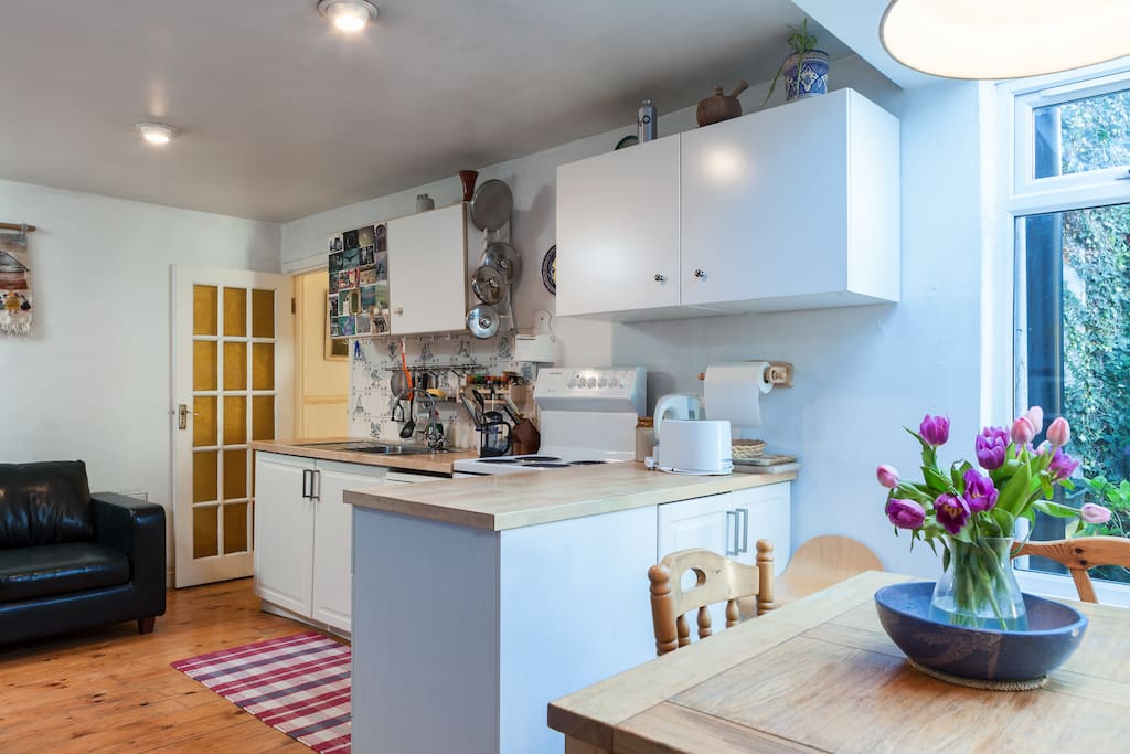 Fully equipped kitchen