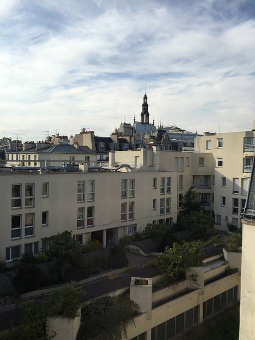 La vue du studio.
The view from the studio.