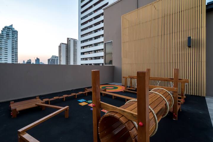 CityView | Rooftop Pool | 2BR w/ Bathtub | Max6ppl gallery image 4