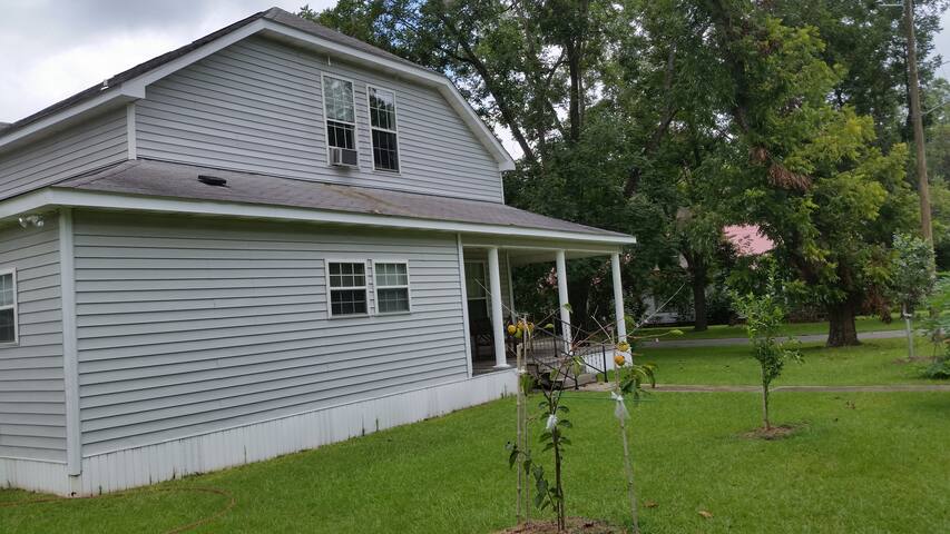 Home in South East of Georgia - Unit 1