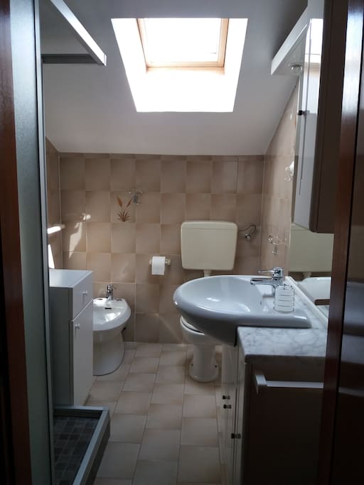 Bagno con finestra