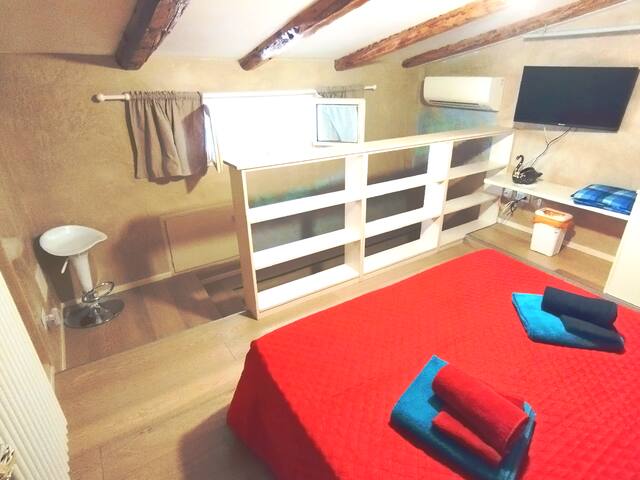 Cà Lirica:la tranquillità a pochi passi dal centro gallery image 5