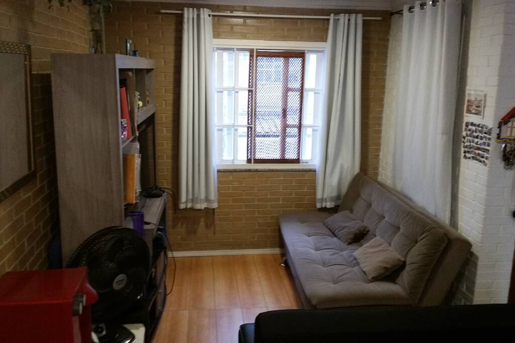 living room with 2 day-beds that can accommodate 4 people.
Sala com 2 sofa-camas que podem acomodar 4 pessoas.
