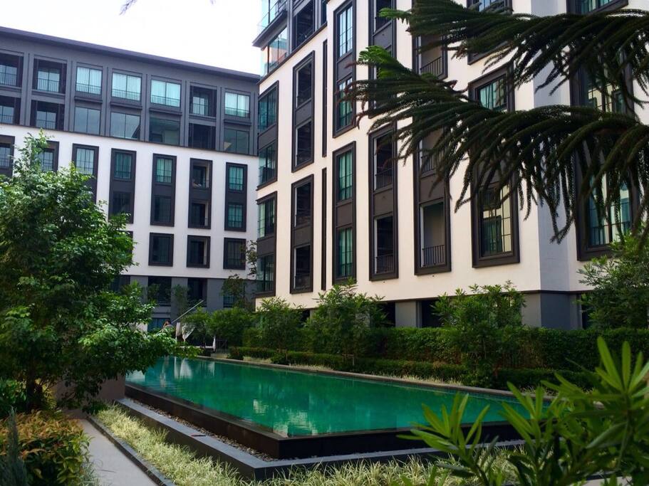 Your own emerald pool this holiday.. 欢迎来到您的私人泳池