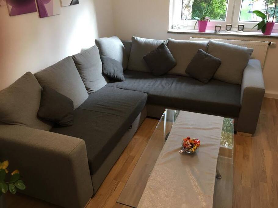 Livingroom/Bed