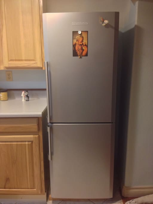 Blomberg refrigerator + freezer.