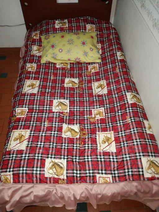 Fist confortable bed
