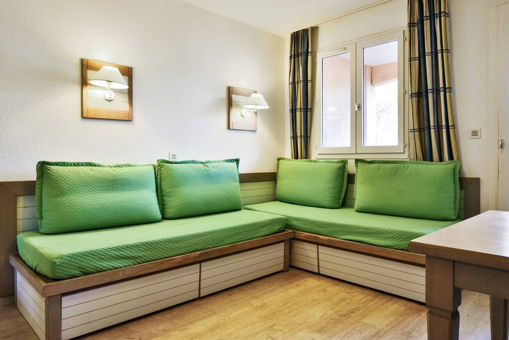 Bright and well equipped living room