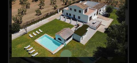 12 minutes from downtown Seville!