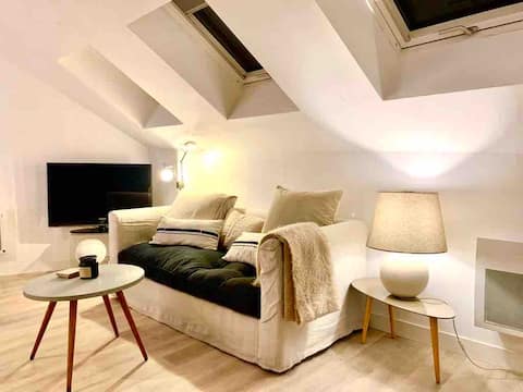 Annonce Airbnb populaire: COCON - La Madeleine à La Madeleine