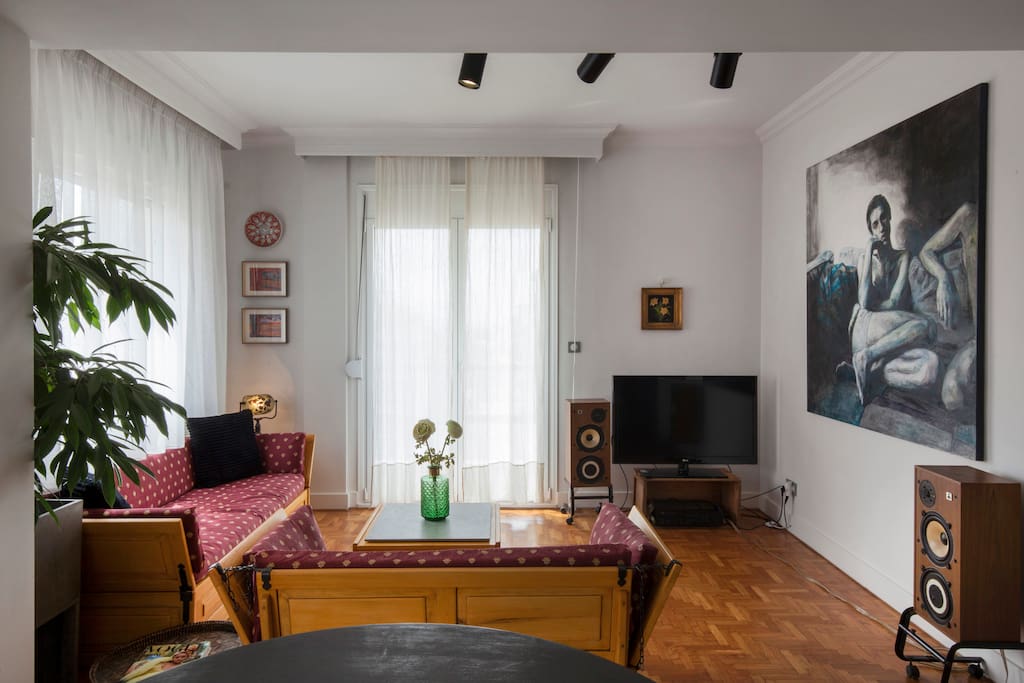 Relaxing area of the living room