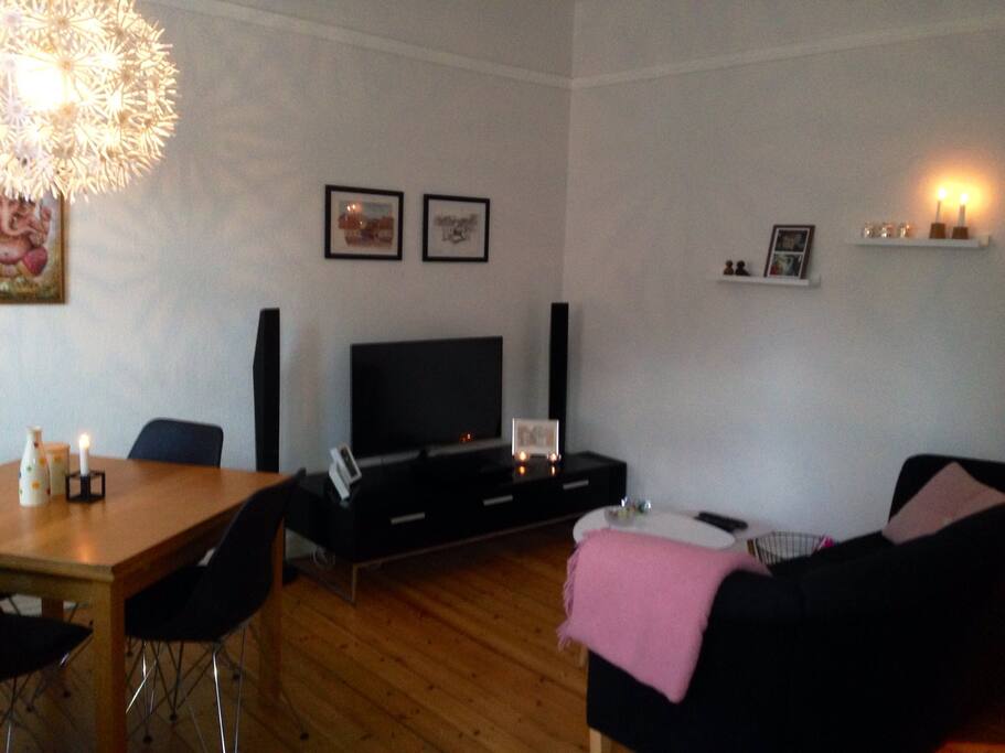 The livingroom with a dining area