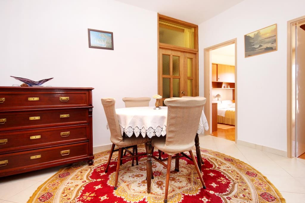 Dining room, Surface: 11 m²