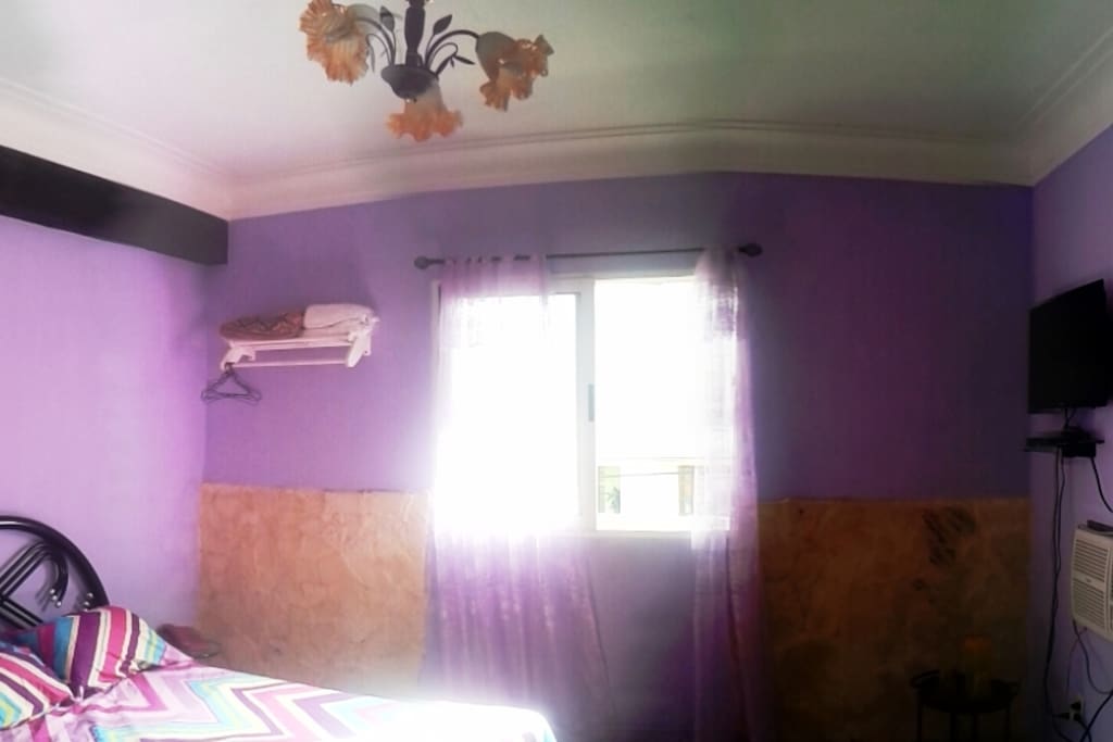 cuarto violeta