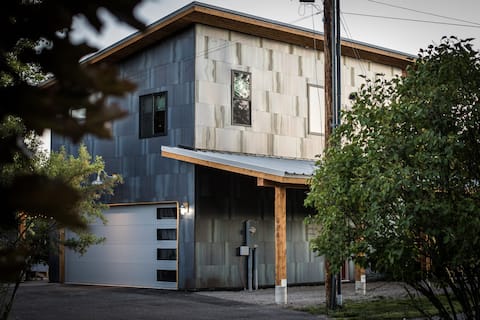 Your Basecamp in Whitefish!