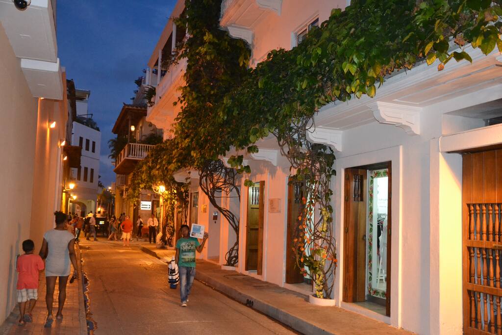 Calle de las Damas