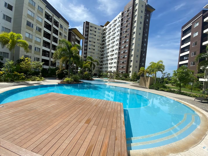 2 Bedroom City Skyline Condo Unit Condominiums for Rent in Iloilo