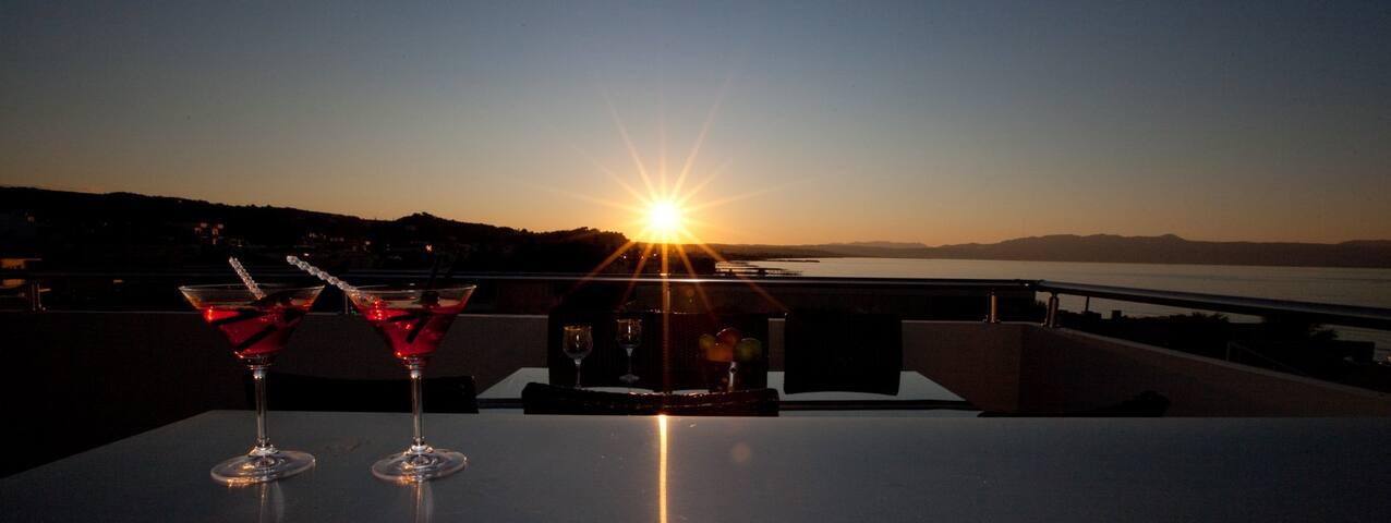 Sandy Point Villas (II) – Chania BeachFront gallery image 3