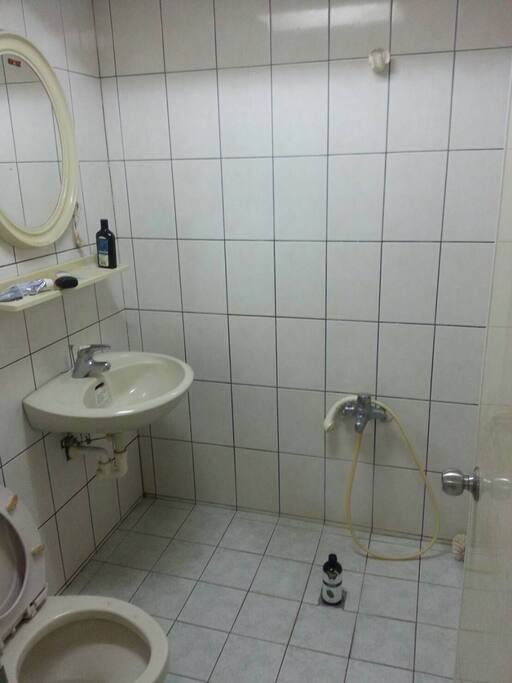 盥洗設備俱全