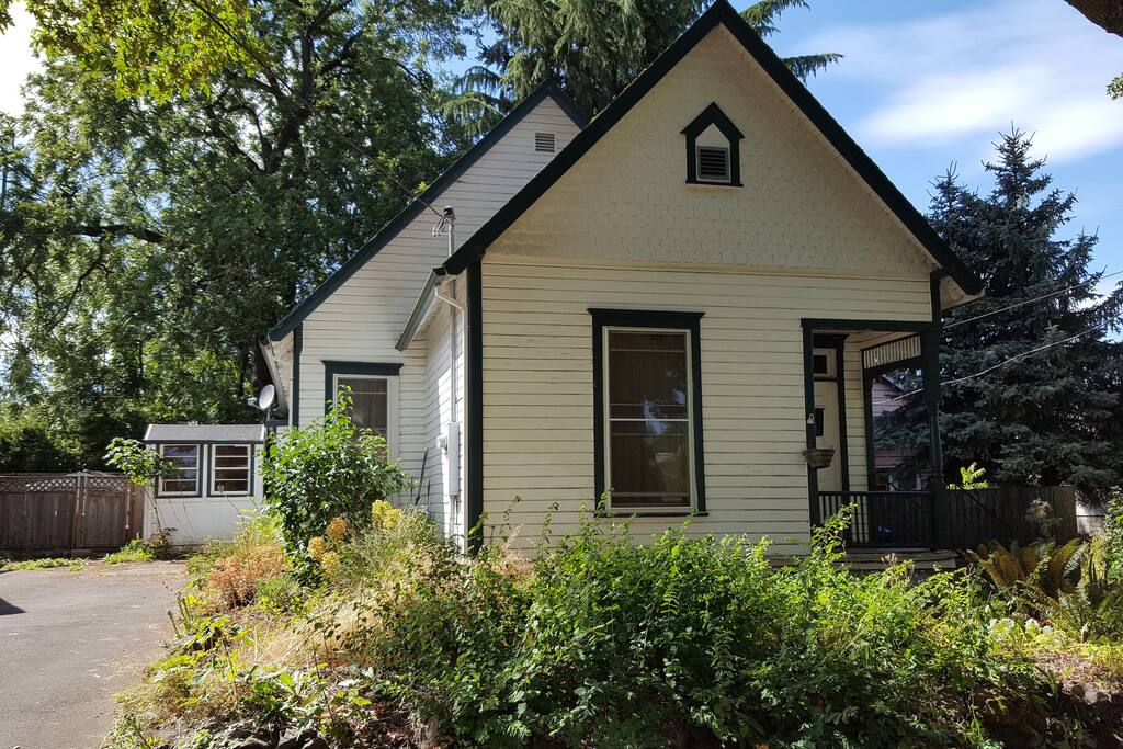 The ad said "gingerbread Victorian." We loved it right away.