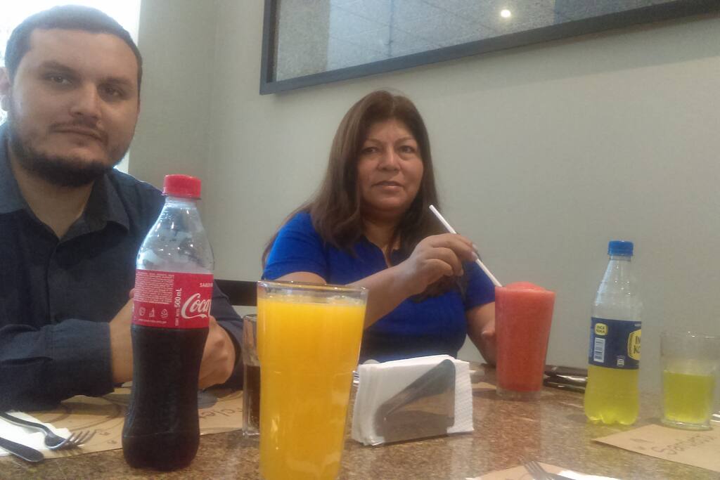 Disfrutar de los jugos saludables ahuaymanto,guanabana, frutas naturales que previen elcancer