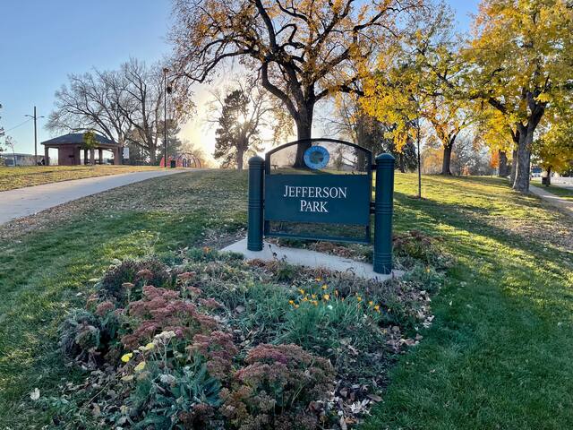 Modern & Spotless Townhouse Near Denver Downtown gallery image 3