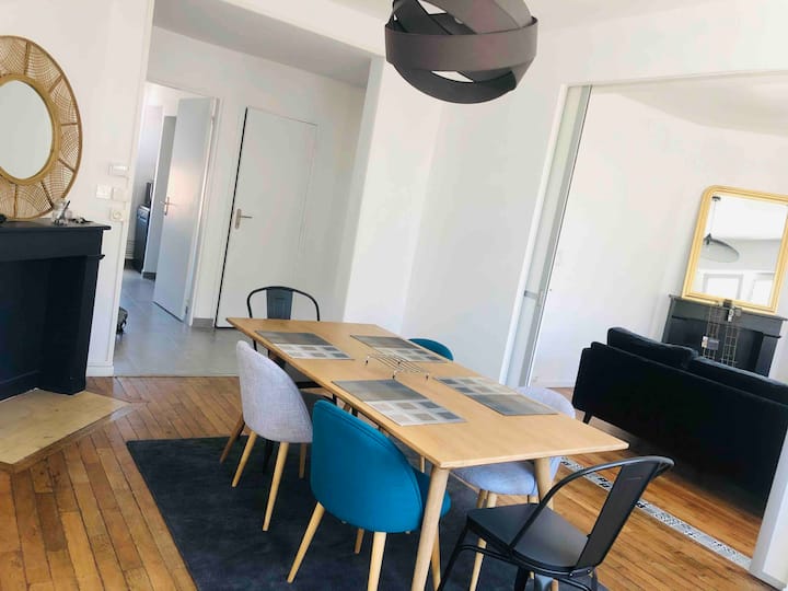 Apartment in the heart of the city center with a cathedral Apartments