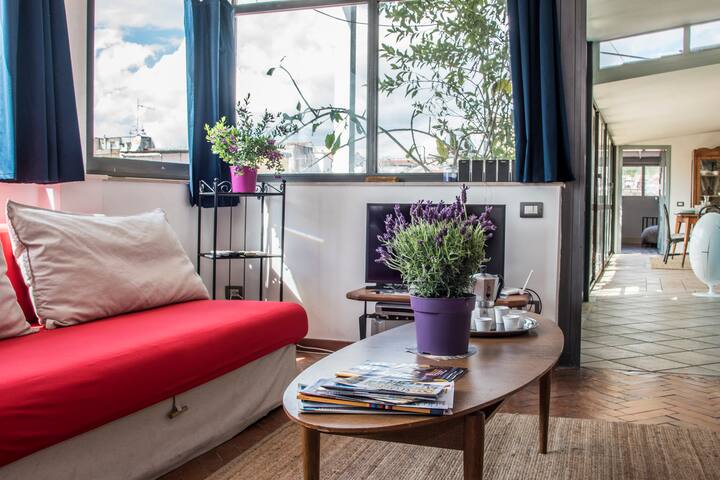 Unforgettable Naples in old historical town (6+b) gallery image 4