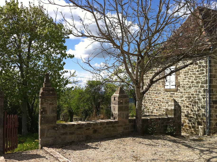 Walled garden