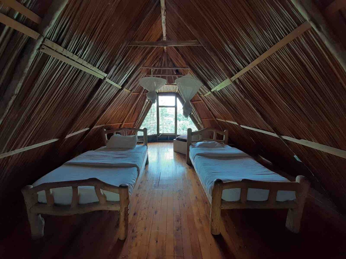 ห้องนอนที่ 4 ในห้องใต้หลังคา 