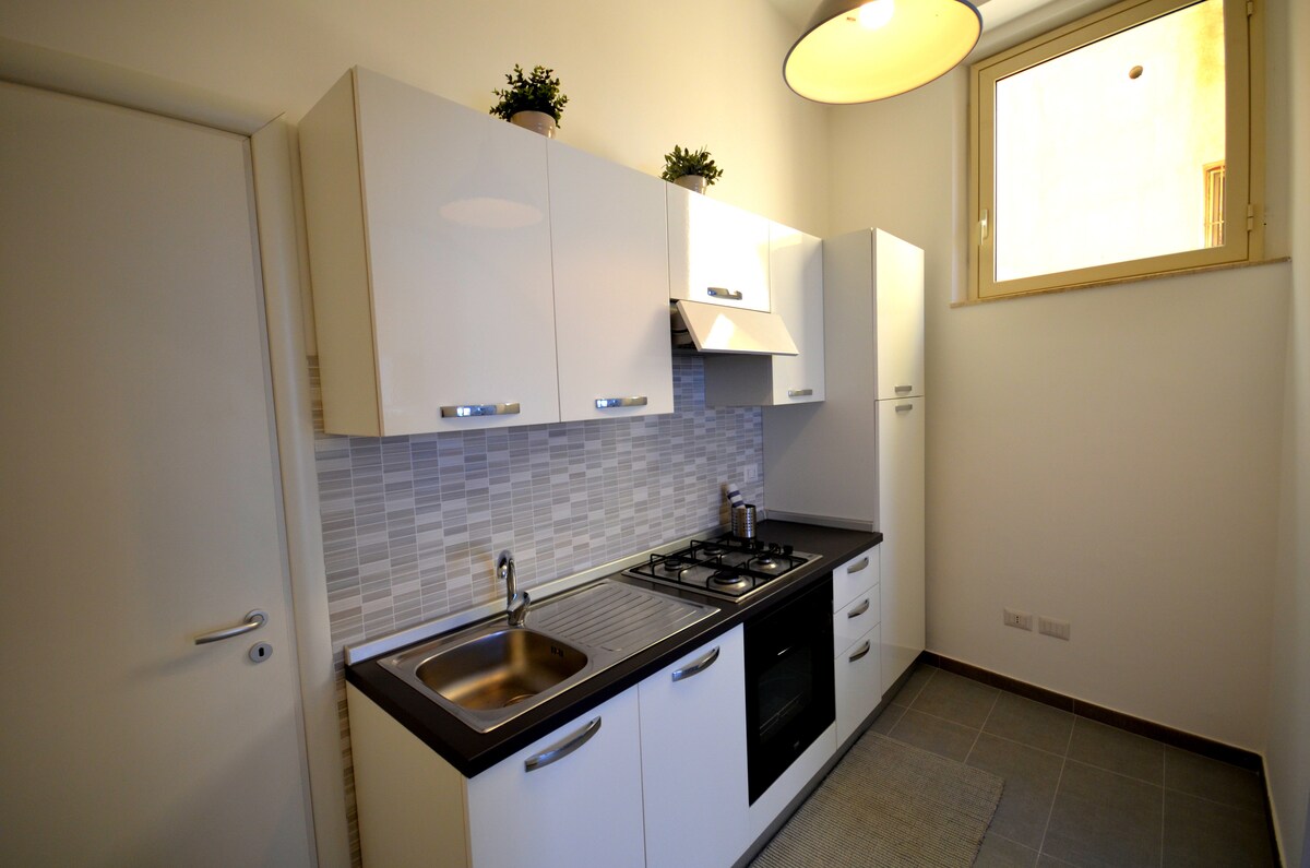 Annuncio Airbnb popolare: "Casa Maja" with sea view on Taormina coast a Giardini Naxos