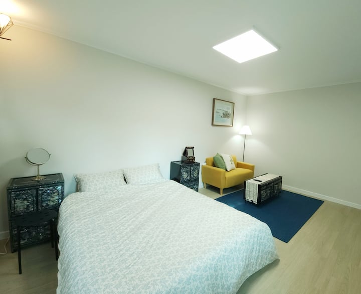 غرفة النوم 1