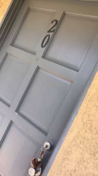 apartment 20