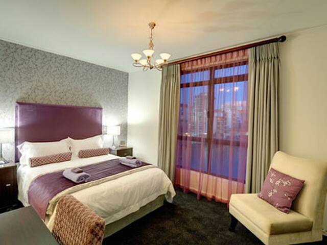 Century City , Island Club, Majorca gallery image 4