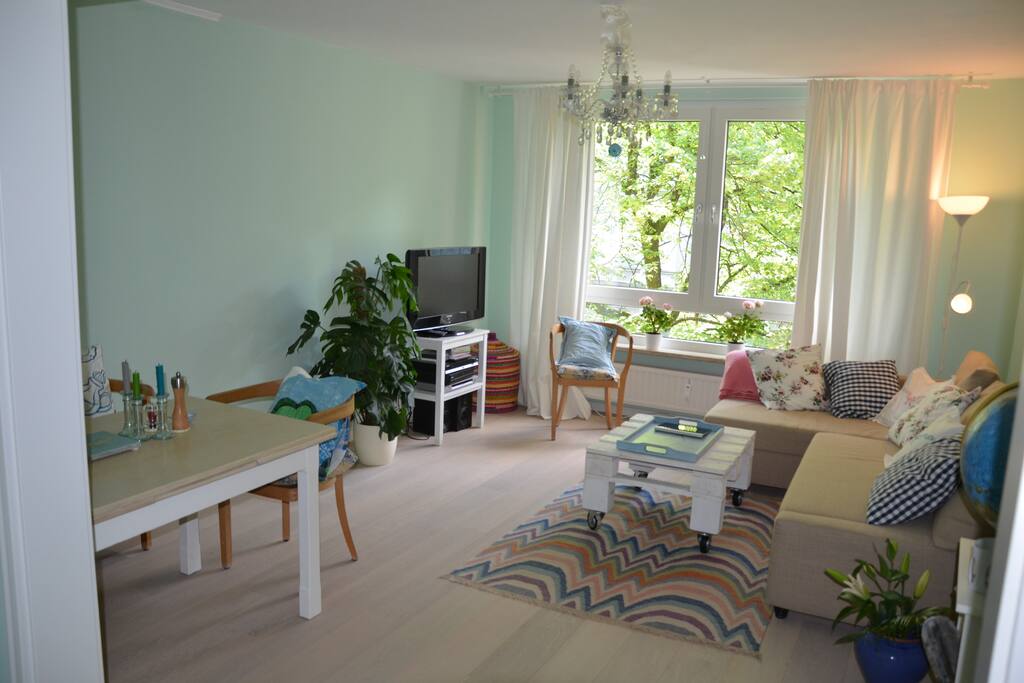 Living room / Wohnzimmer
