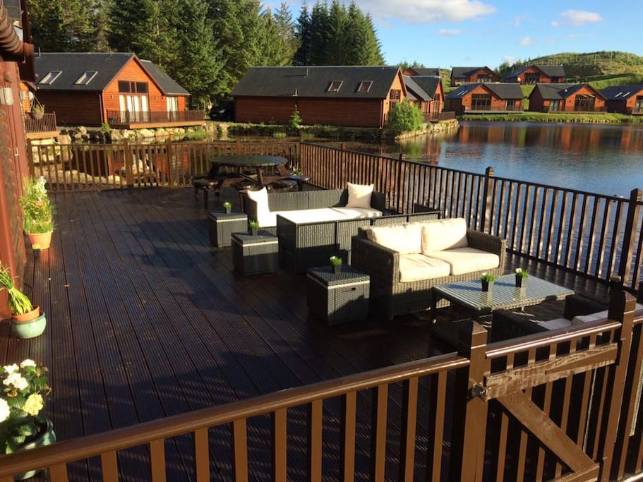 Elk Lodge HUGE outside dining, lounging and sunning area.