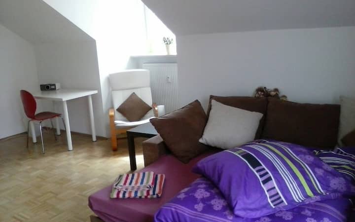Quiet, clean apartment on the outskirts of town near the Isar