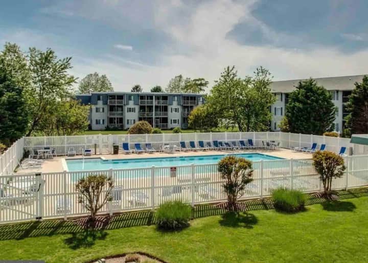 Beach Vibes | 2br Condo W/ Pool | Rehoboth Beach - Lewes, DE