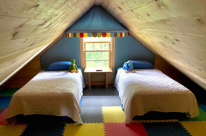 The Kid’s Nook - a small room on the second floor, perfect for kids!  Low ceilings may make it not so perfect for adults.