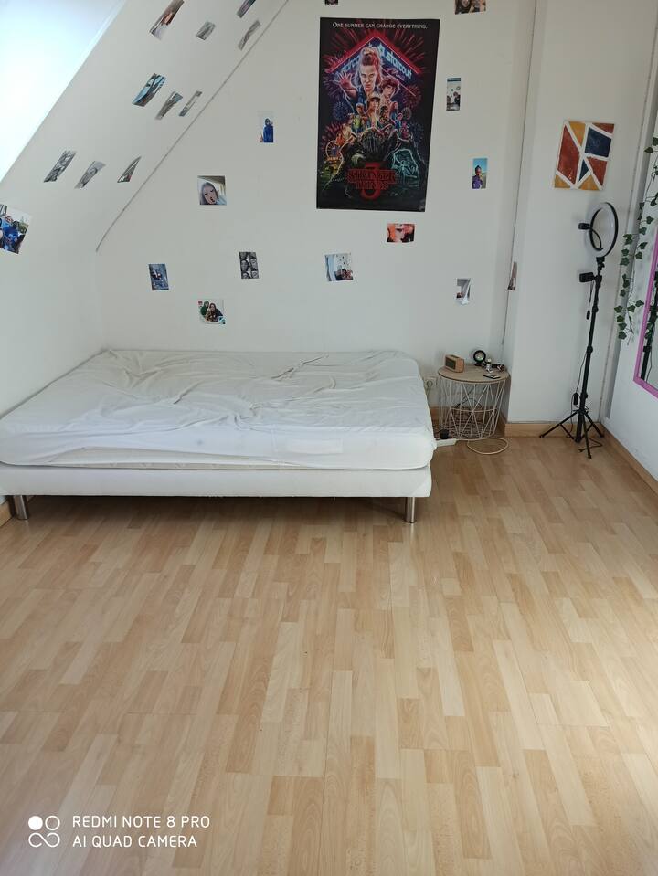 ห้องนอน 2 ประมาณ 15 ตร.ม.