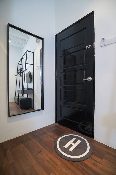 Private Entrance