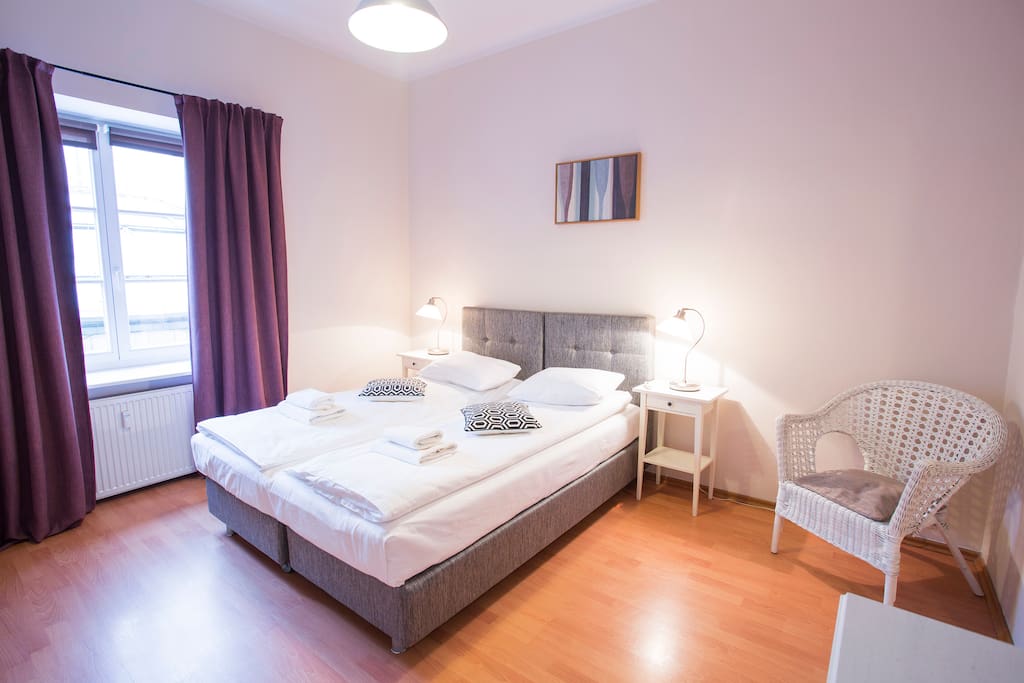 1st bedroom
