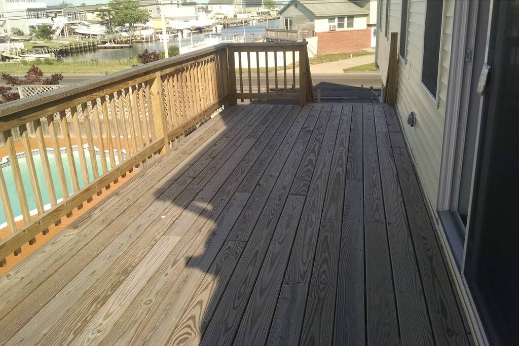 Hang on the deck overlooking the pool