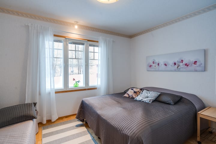 ห้องนอน 3. 
4 เตียง