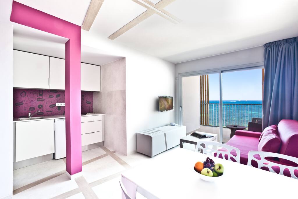 1-bedroom apt. sea view