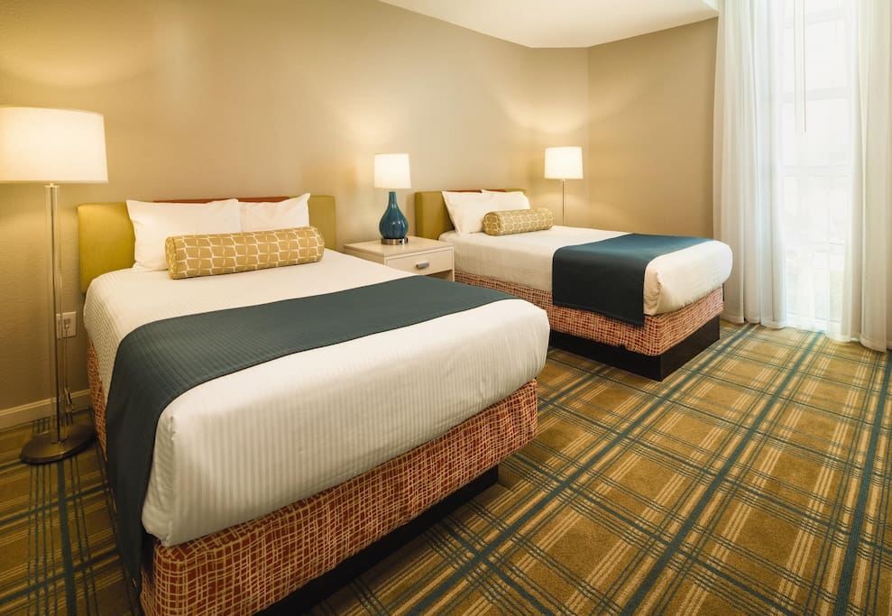 Wyndham Vacation Resort Ocean Boulevard bedroom