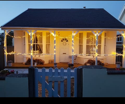 Popular Airbnb listing: The Shack- Quirky & Coastal ( nr cliff-top path) in Mayals, Oystermouth, Newton, West Cross